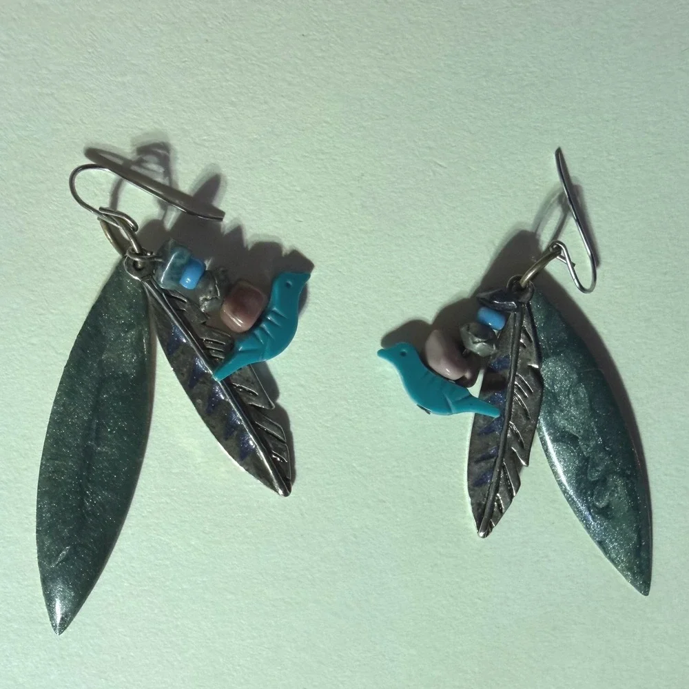 Barebi Feather Bird 2
